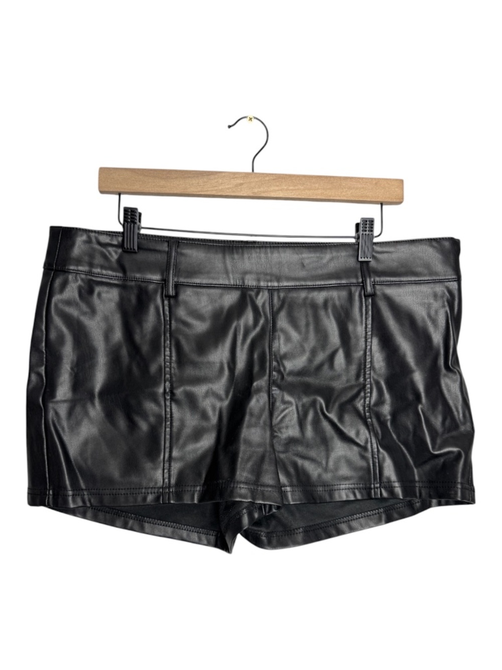 Wild Fable black faux leather shorts high rise waist front seam size 14